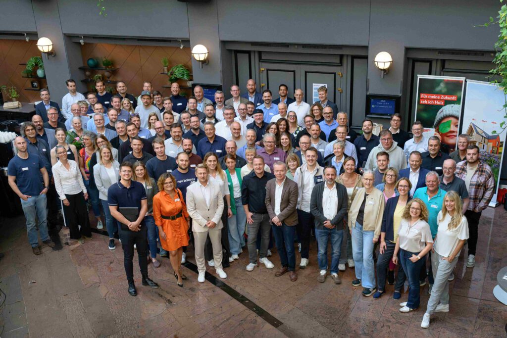 120 Teilnehmer kamen zum großen Netzwerktreffen der 81fünf, um sich über den modernen Holzbau auszutauschen